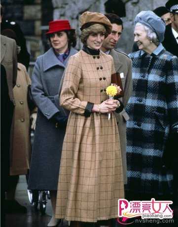  贝雷帽搭配 从王妃到时尚博主她们都爱贝雷帽