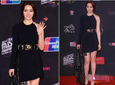 韩国女星时尚穿搭闪耀红毯