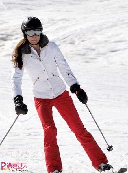  冬季奢华有型滑雪装 王妃领衔集体示范
