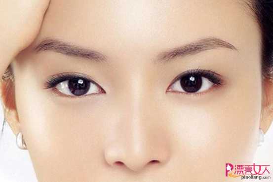  韩式半永久眉毛的种类之纤丝粉黛眉