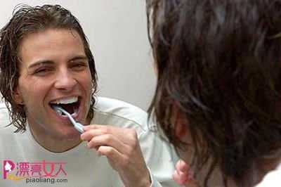 根据牙齿选牙膏 让你笑起来更迷人