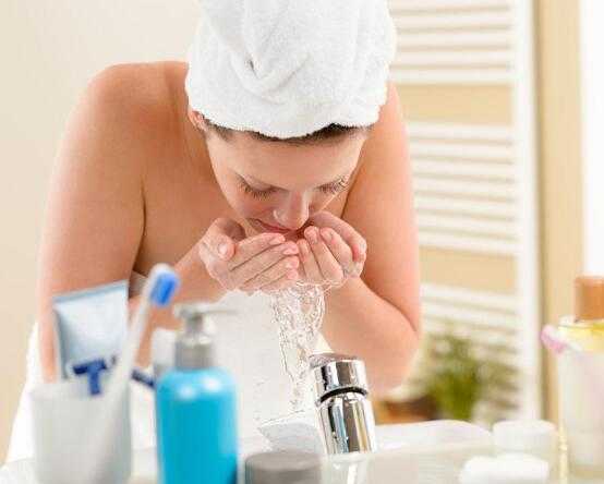  你的脸真的洗干净了吗？这样洗脸才护肤