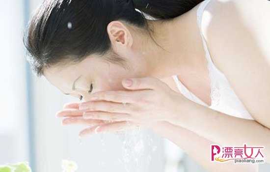  白糖洗脸的正确方法 更有效的解决肌肤问题