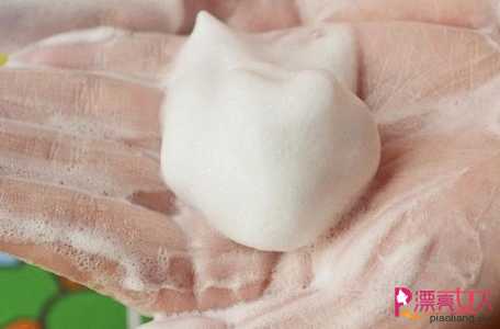  洗面奶怎么打出泡沫 5步打出丰富细腻泡沫
