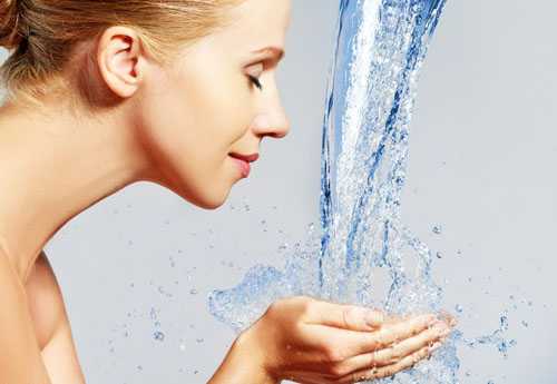  夏季肌肤保湿要注意哪些问题 夏季如何给肌肤补水