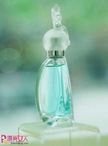  选对香水 让香味持久有效的10个法则