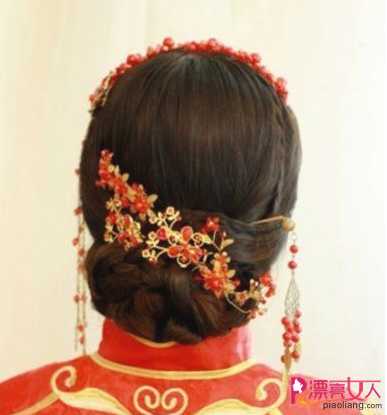  中式新娘盘发 典雅传统的中国美