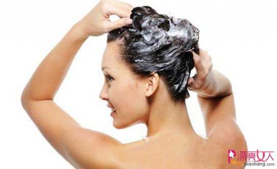  正确的头发护理方法：天天洗头发？