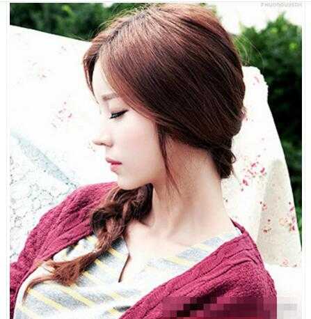  韩式女生编发发型 这样扎辫子唯美又气质