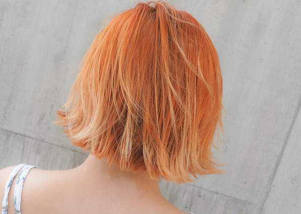 橙红色头发显皮肤白吗 橙红色头发适合什么肤色