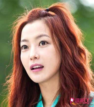 韩国女星苹果头发型 清爽自信有亲和力