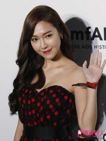 韩式卷发发型图片 韩国女星演绎时尚卷发