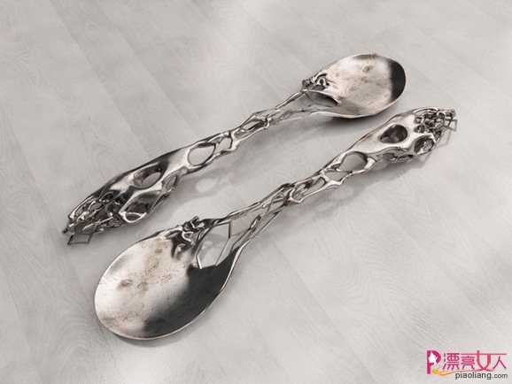  巴洛克风格极致装饰美的银制餐具
