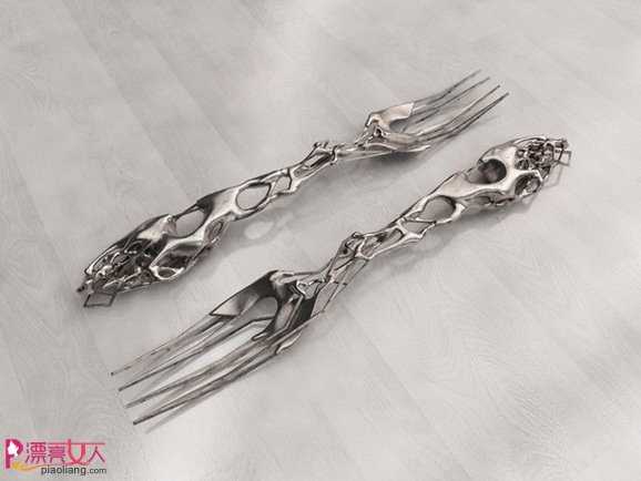  巴洛克风格极致装饰美的银制餐具
