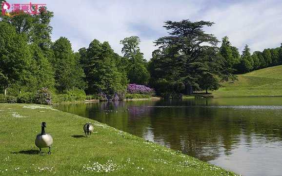  探访英国九大秘密花园 仙境般的景点