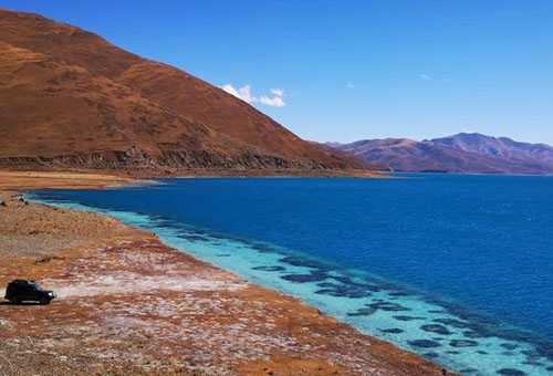  中国最神秘的湖泊 里面藏有8亿公斤鱼