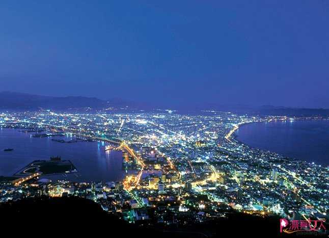  夜色微醺 带你领略全球最美的海港夜景