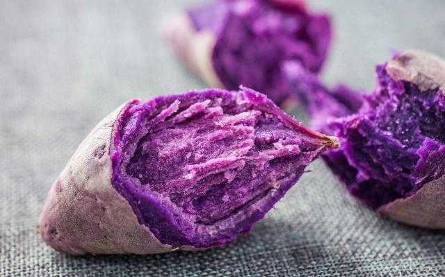  紫薯和红薯哪个营养价值更高? 红薯和紫薯的区别!