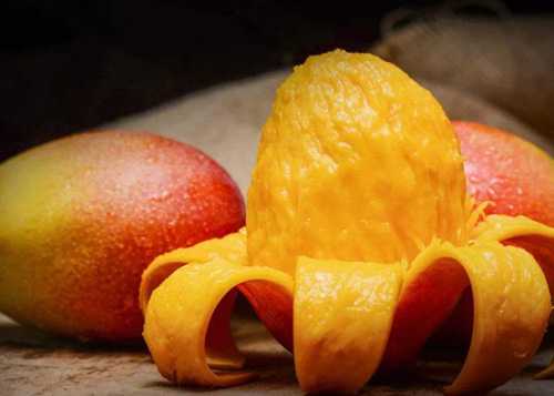  女人吃芒果的好处 芒果的营养价值及禁忌
