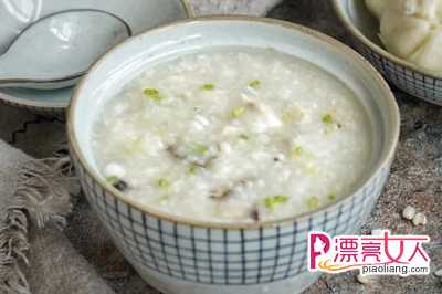  家常菜菜谱做法 香菇薏米滑鸡粥的做法