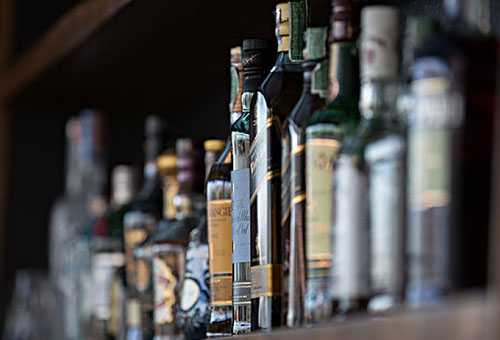  过量饮酒有害健康 出现这4种情况建议戒酒