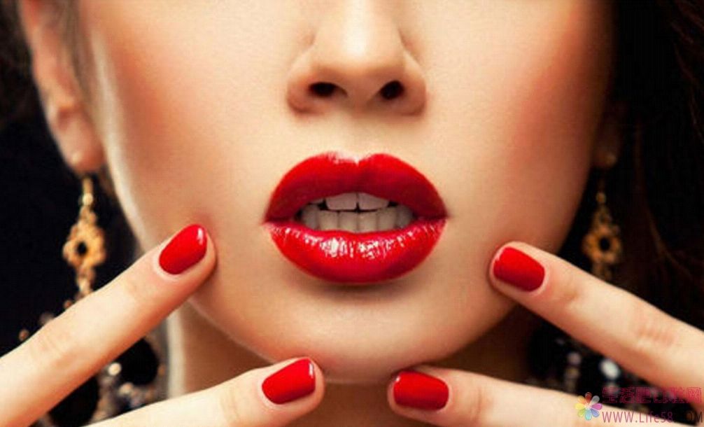  为什么有些口红会溢出液体？口红变质有什么危害？