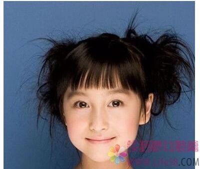  女童扎头发简单又好看 简单儿童发型绑扎方法